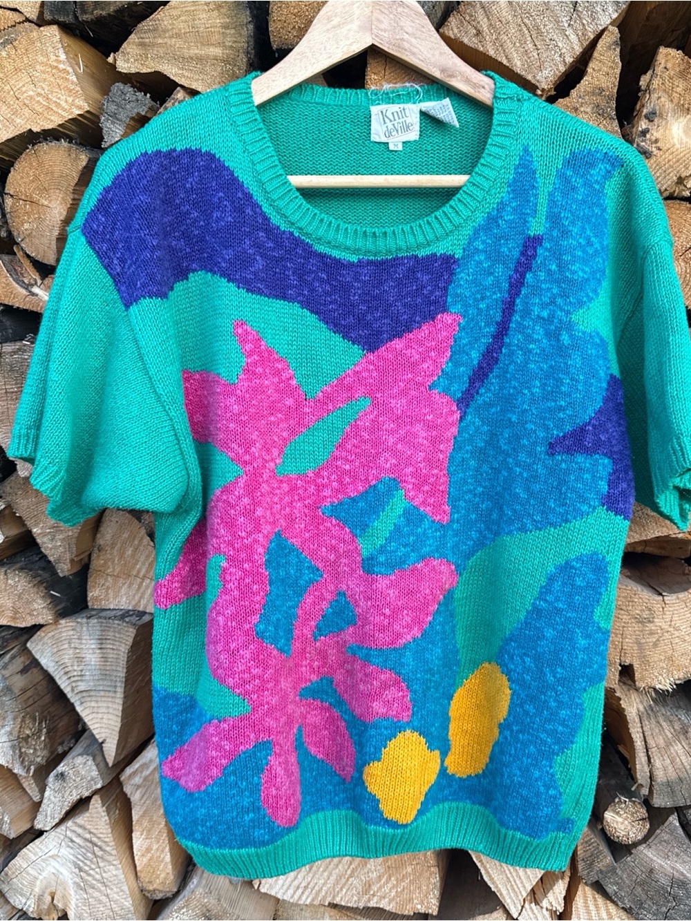 Women's Teal Scoop Neck Short-Sleeve Sweater with Pink & Blue Floral Motif
